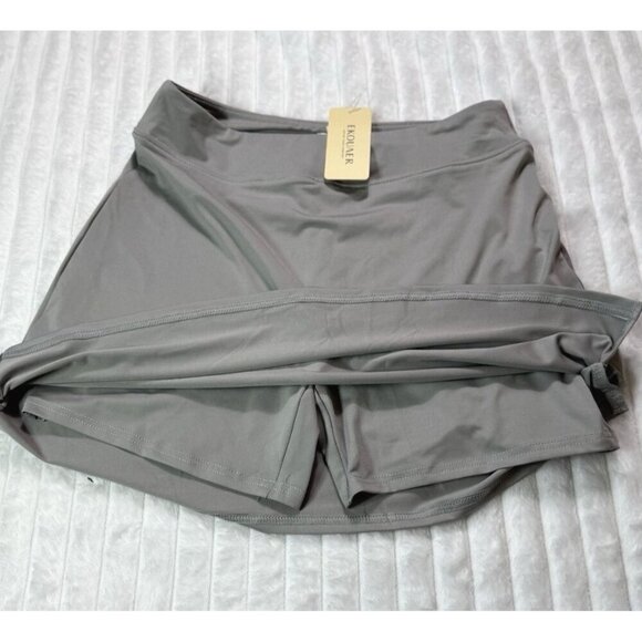 Ekouaer Double Layered Pull-On Skort W/ Stretch Active Athletic Woman’s Small - Picture 2 of 7